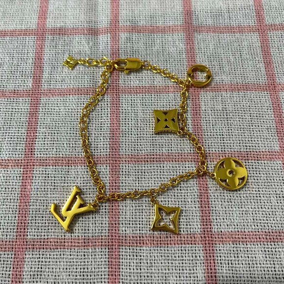 Louis Vuitton Gold Bracelet - Picture 2 of 7